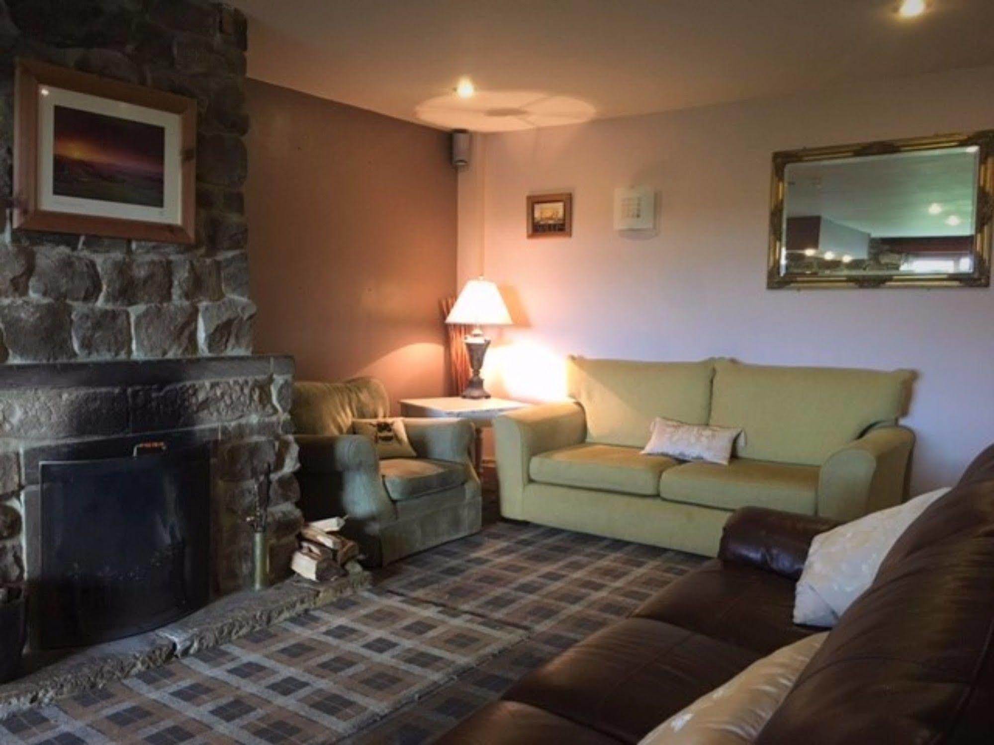Hadrian Lodge Hexham Extérieur photo
